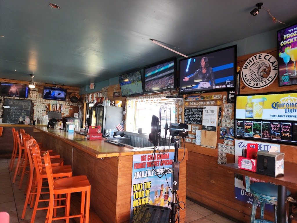 Ollies on the Beach | 6438 Clark St, Hudson, FL 34667, USA | Phone: (727) 378-8869