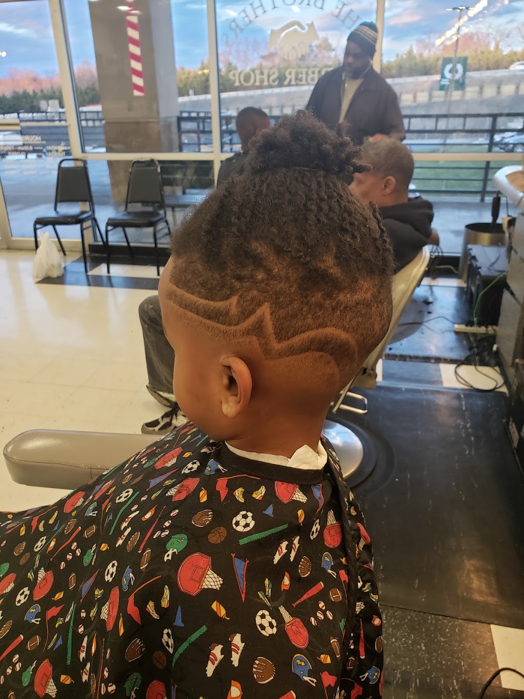 Brothers Barber Shop | 7574 Annapolis Rd, Landover Hills, MD 20784, USA | Phone: (301) 306-4970