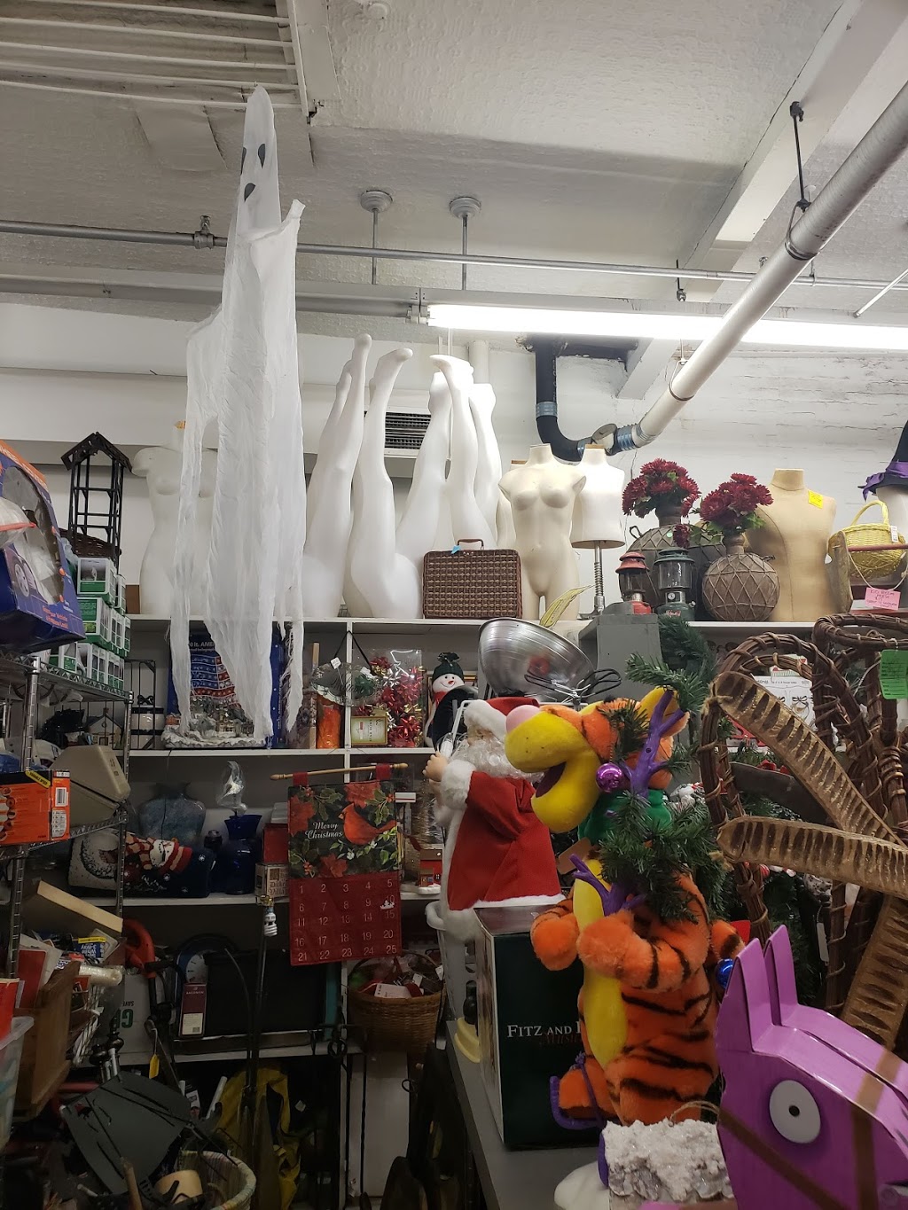 Witch City Consignment | 301 Essex St, Salem, MA 01970 | Phone: (978) 744-4433