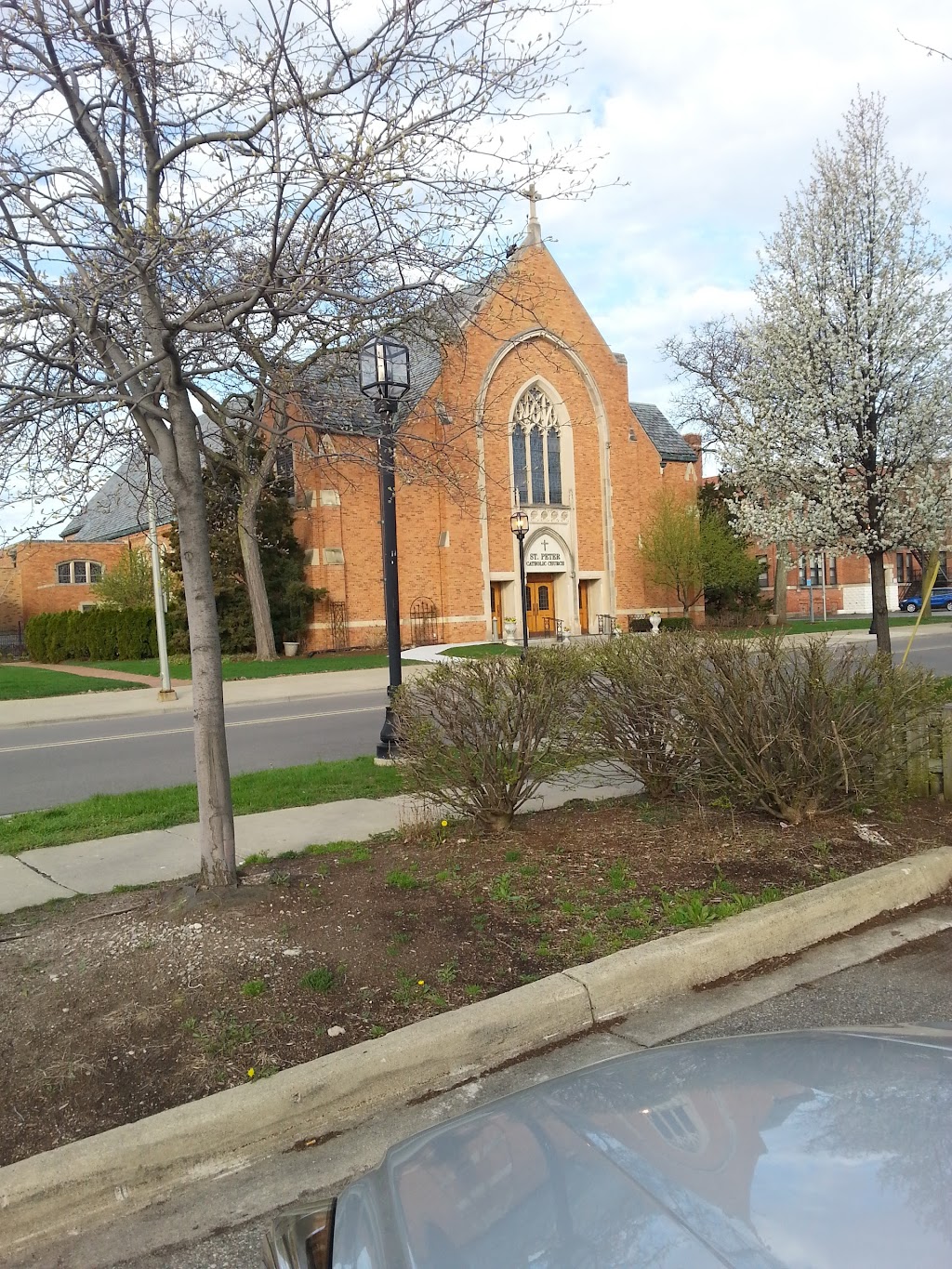 St Peter Catholic Church | 95 Market St, Mt Clemens, MI 48043, USA | Phone: (586) 468-4578