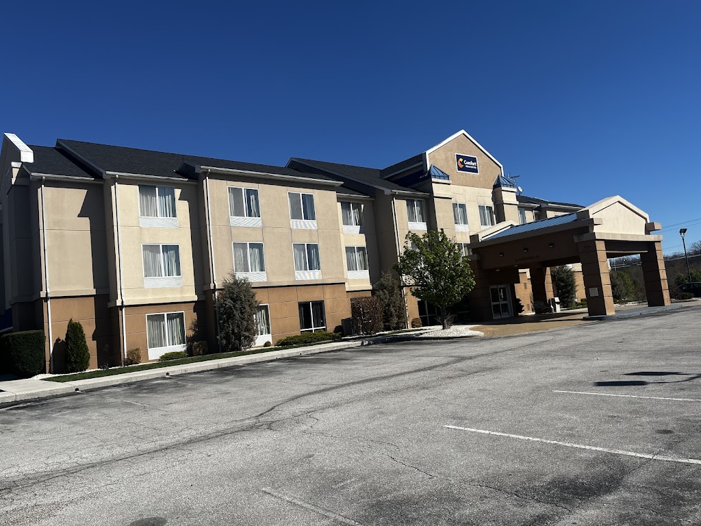 Comfort Inn & Suites Berea | 227 Paint Lick Rd, Berea, KY 40403, USA | Phone: (859) 985-8191