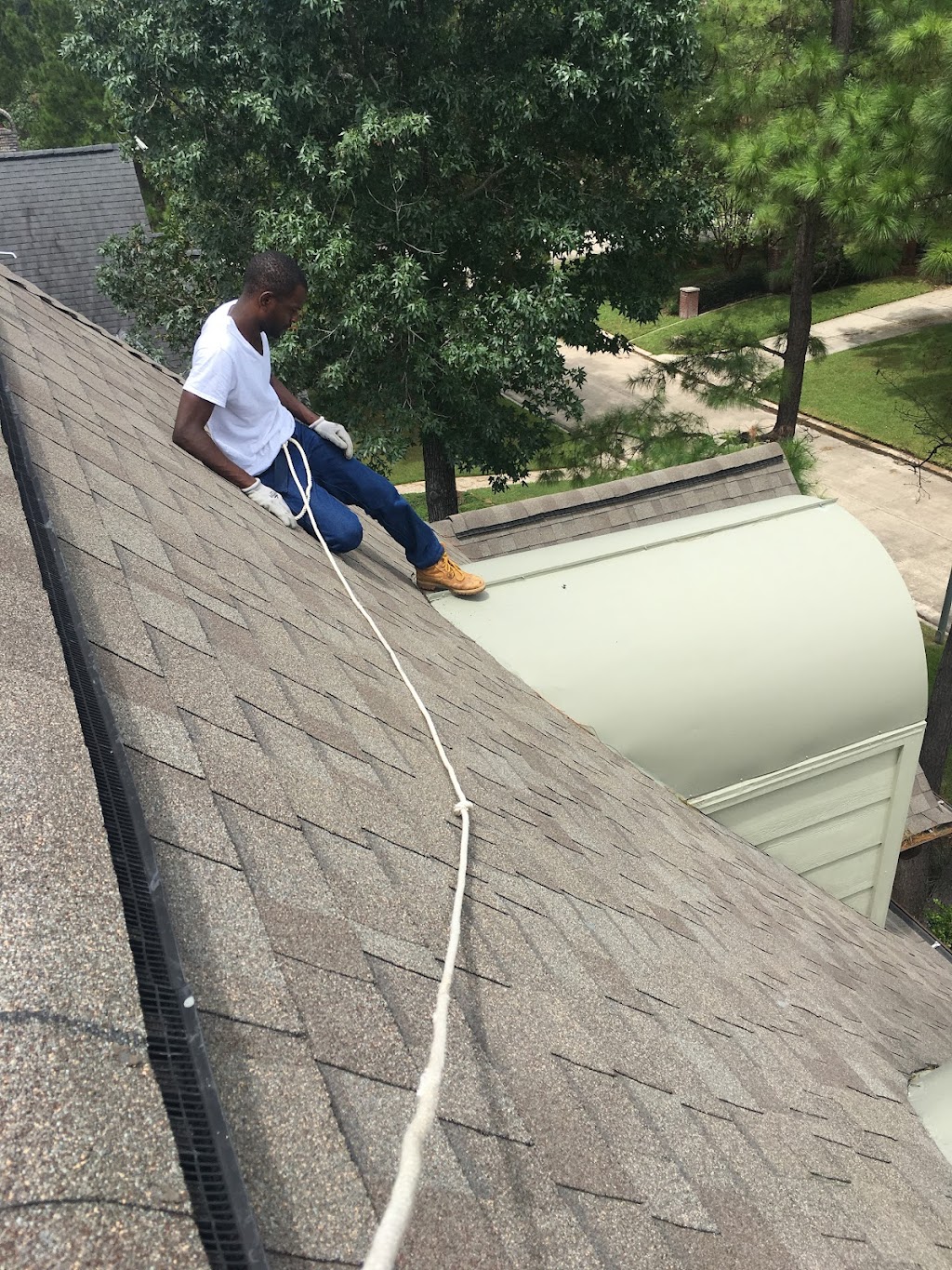 Lan-Bar Roofing | 10284 Stidham Rd, Conroe, TX 77302, USA | Phone: (936) 349-0110