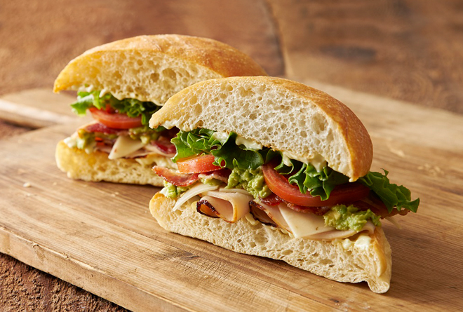 Eriks DeliCafé | 1074 S Green Valley Rd, Watsonville, CA 95076, USA | Phone: (831) 724-7575
