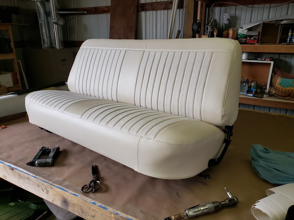 Michaels Mobile Upholstery | 105 NW Wade St, Estacada, OR 97023, USA | Phone: (503) 422-6649