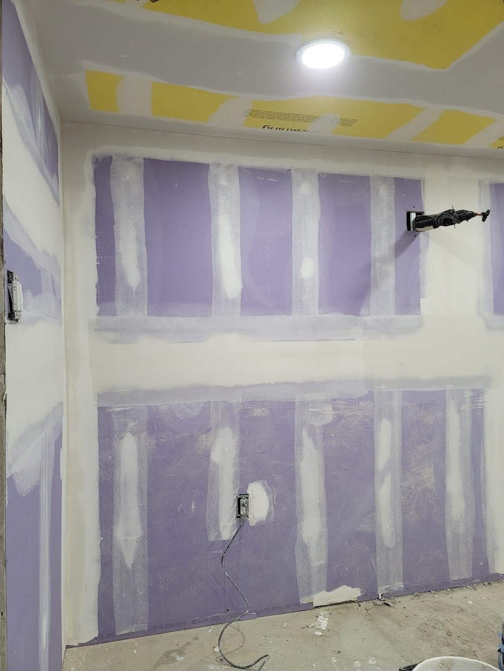 Farmingdale Expert Painters | 15 Lenore Ln, Farmingdale, NY 11735, USA | Phone: (516) 886-5553