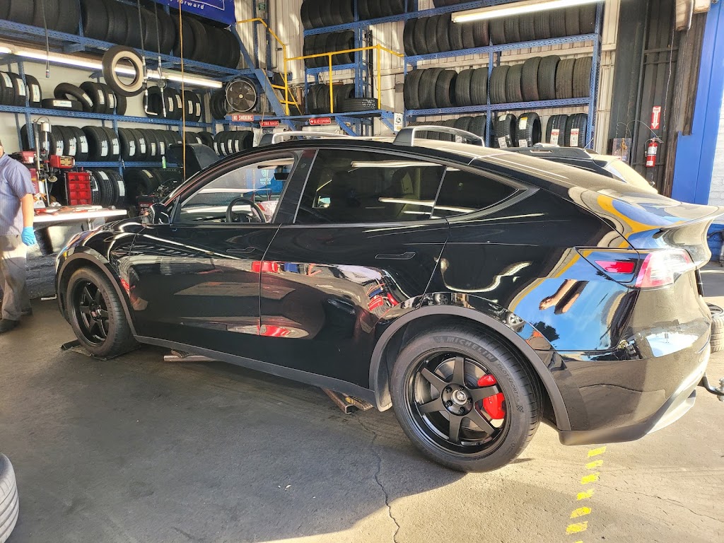 Island Tire & Service | 2754 E Colorado Blvd, Pasadena, CA 91107, USA | Phone: (626) 792-0987