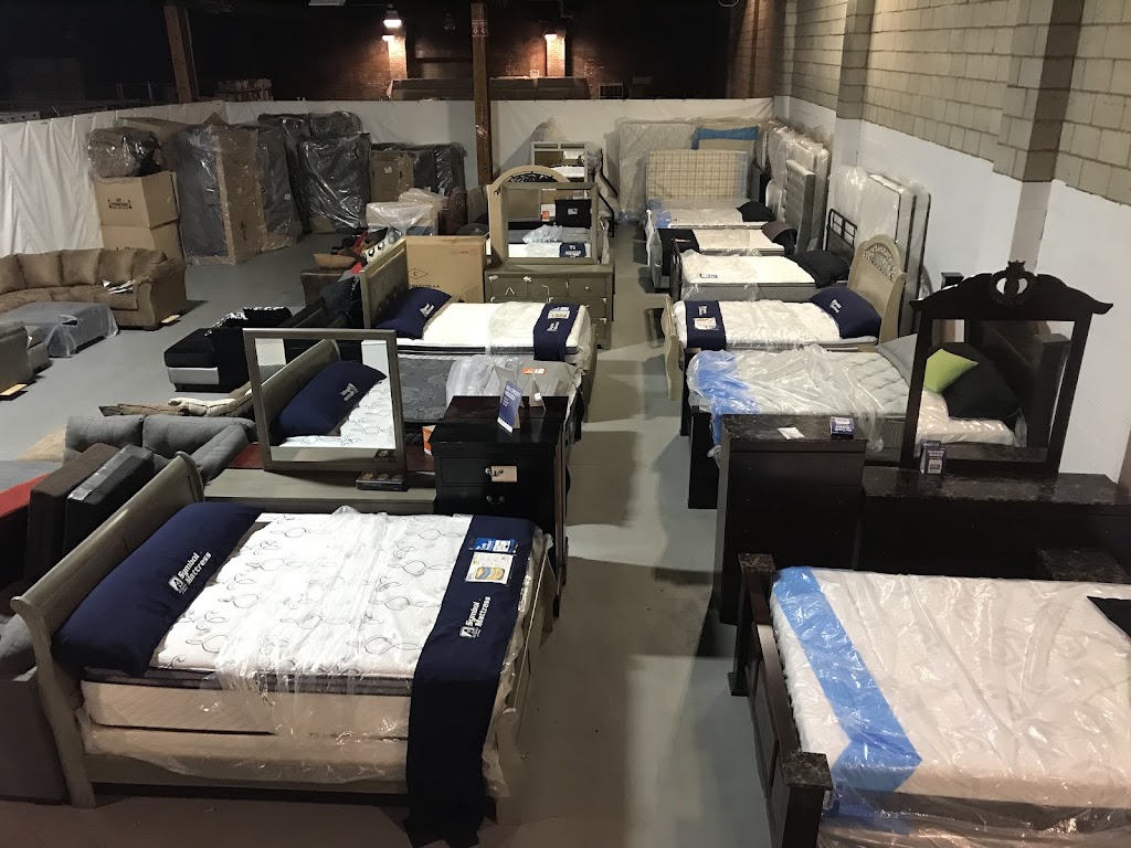 Mattress and Furniture Outlet | 1300 Schaefer Rd, Granite City, IL 62040, USA | Phone: (618) 772-0776