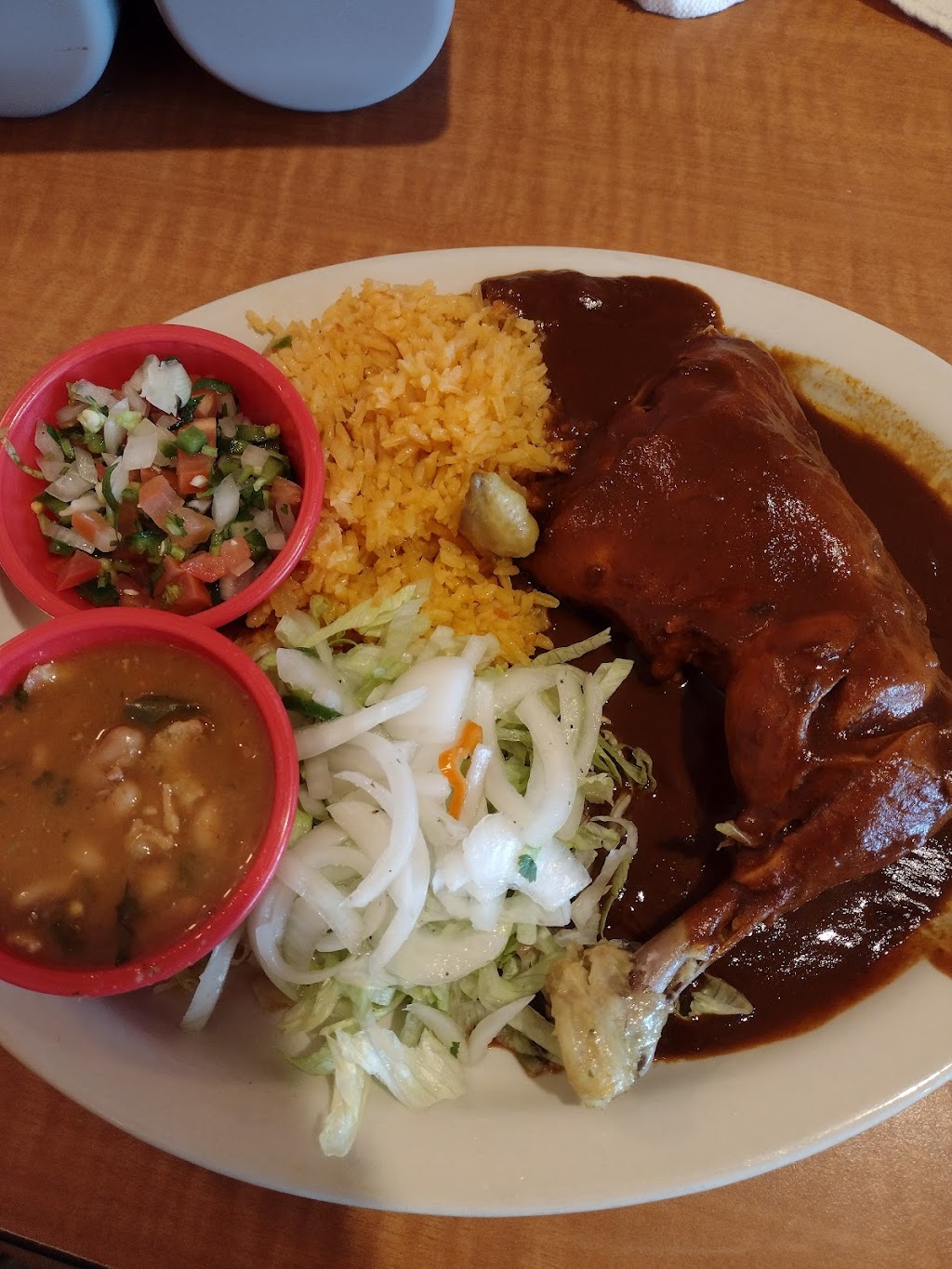 El cazador tex-mex | 1752 W Court St, Seguin, TX 78155, USA | Phone: (830) 433-4473