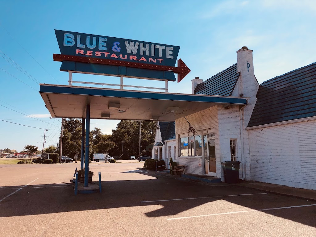 Blue & White | 1355 US-61, Tunica, MS 38676, USA | Phone: (662) 363-1371