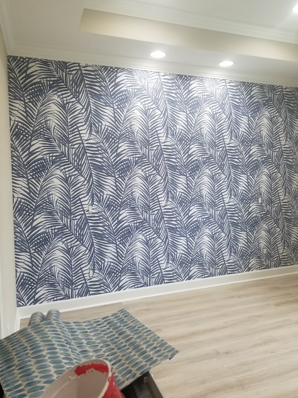 MH Wallcovering LLC l Wallpaper Installation & Wallpaper Removal | 117 Alice St, Edgewater, FL 32141, USA | Phone: (386) 410-0597