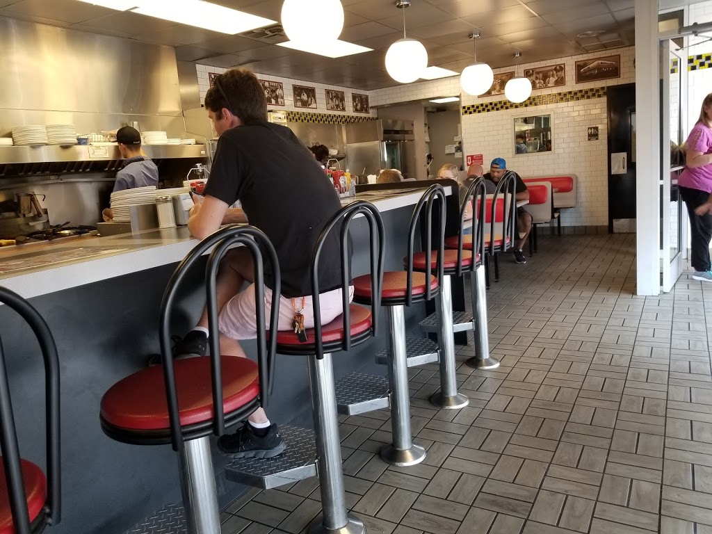Waffle House | 4120 Lebanon Pike, Hermitage, TN 37076, USA | Phone: (615) 391-1952