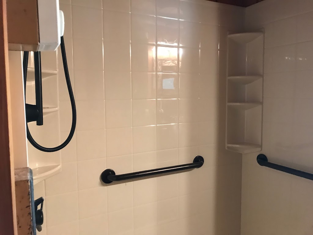 Bath Fitter | 1033 Watervliet Shaker Rd, Colonie, NY 12205, USA | Phone: (518) 862-9901