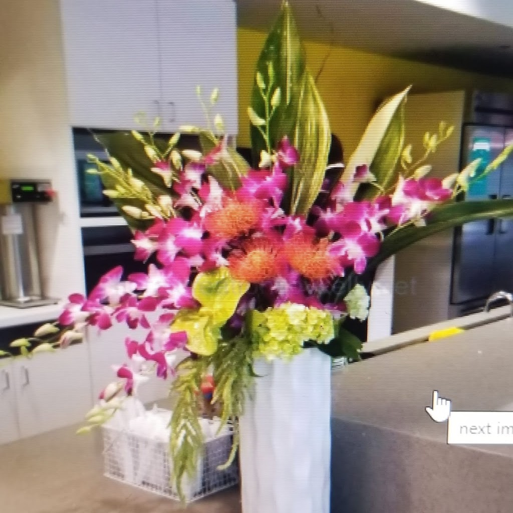 Floral Creations by kelly | 1157 NE Hawthorne Ave, Hillsboro, OR 97124, USA | Phone: (503) 714-6223