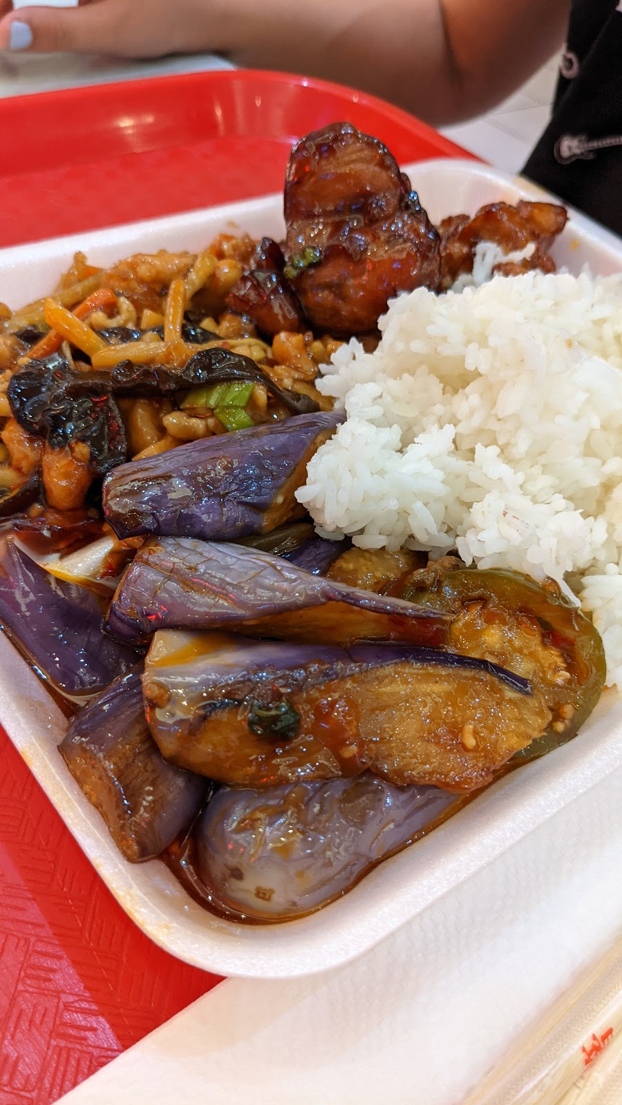 Hsin Hsin Shau May Deli | 1220 S Golden W Ave, Arcadia, CA 91007, USA | Phone: (626) 446-5500