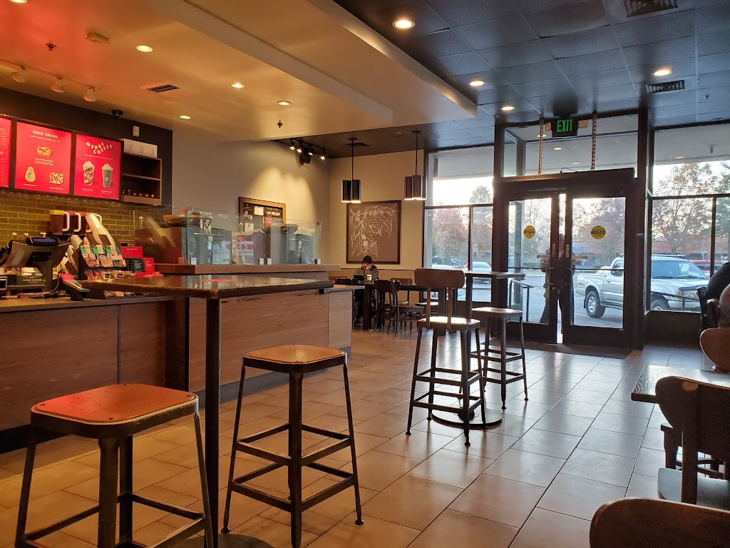 Starbucks | Diamond Center, 1701 Willow Pass Rd, Concord, CA 94520, USA | Phone: (925) 685-2694