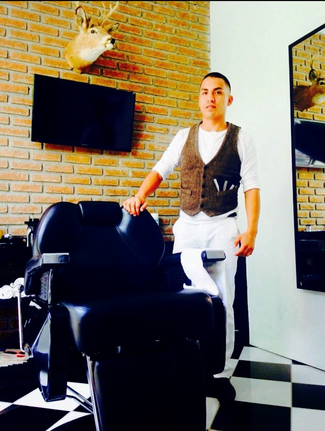 The Barber Shop Mexico | Sonora 66-5, Chapultepec, 22020 Tijuana, B.C., Mexico | Phone: 664 382 3992