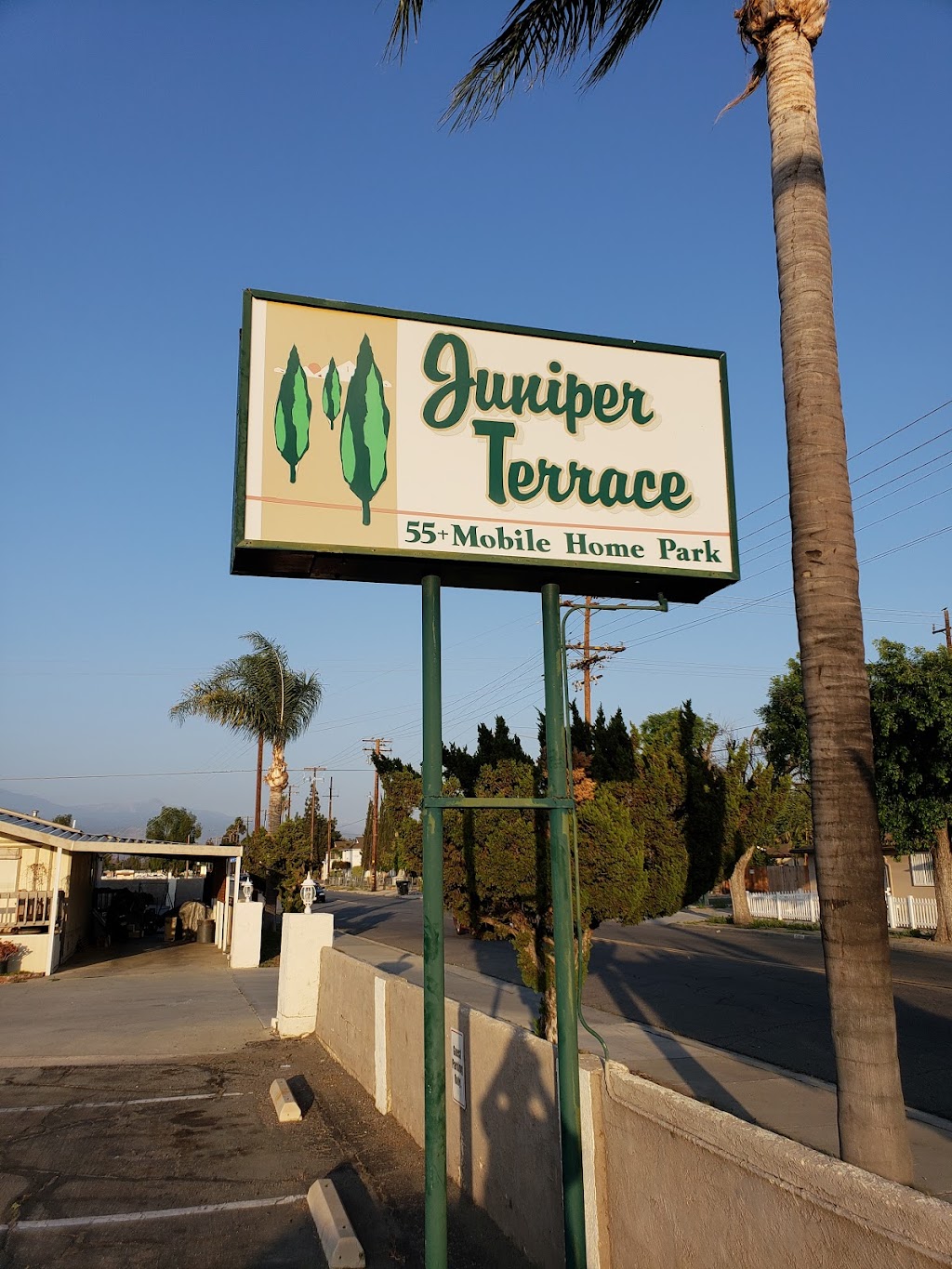 Juniper Terrace Mobile Home | 530 W Devonshire Ave, Hemet, CA 92543, USA | Phone: (951) 658-5935