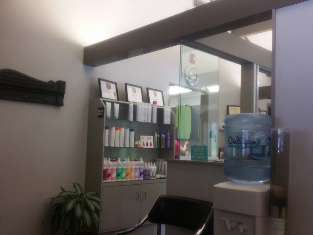 Salon De Ron | 1215 N Greengate Rd, Greensburg, PA 15601, USA | Phone: (724) 838-1600