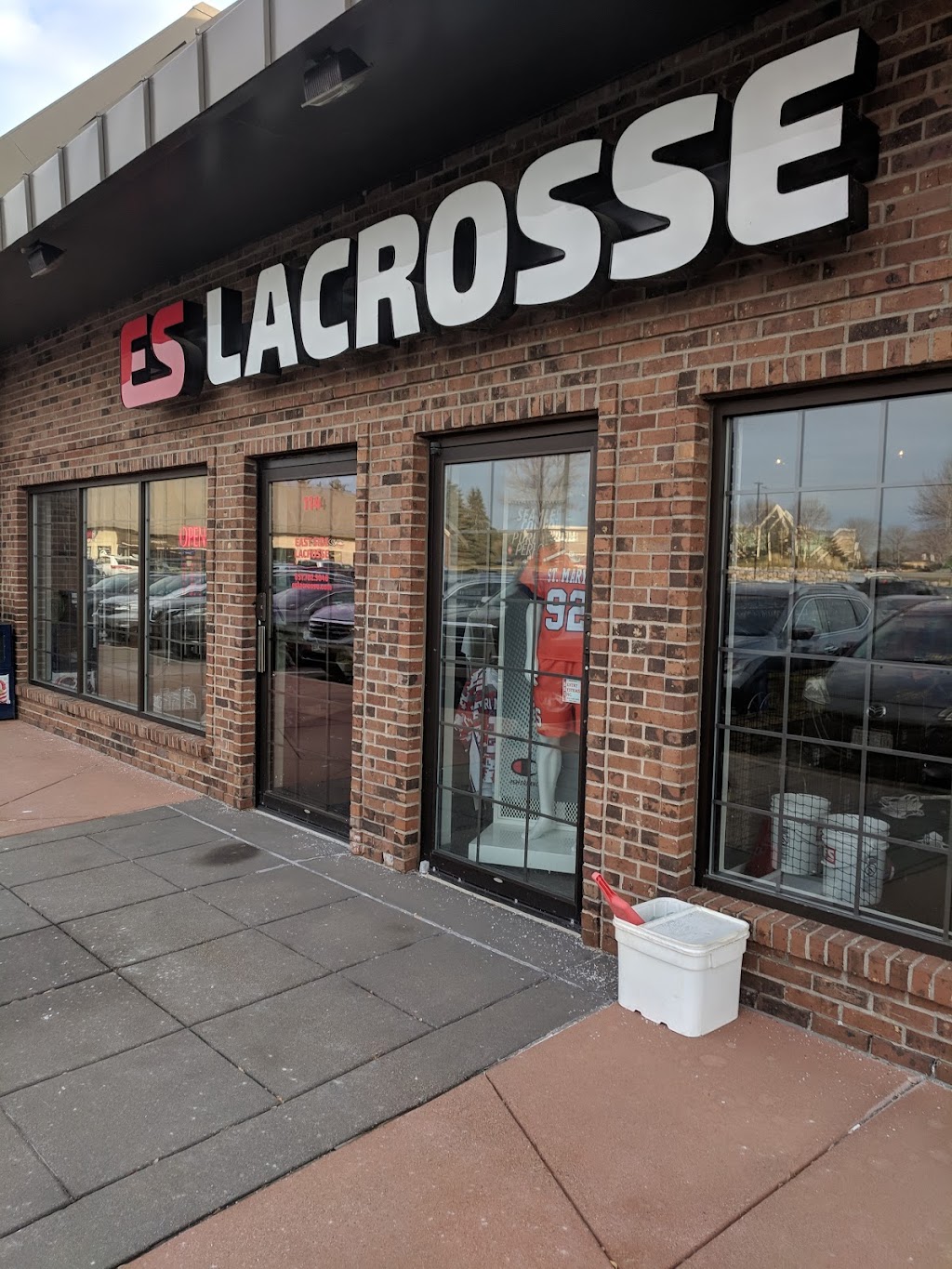 ES Lacrosse - Woodbury | 707 Commerce Dr, Woodbury, MN 55125, USA | Phone: (651) 702-5048