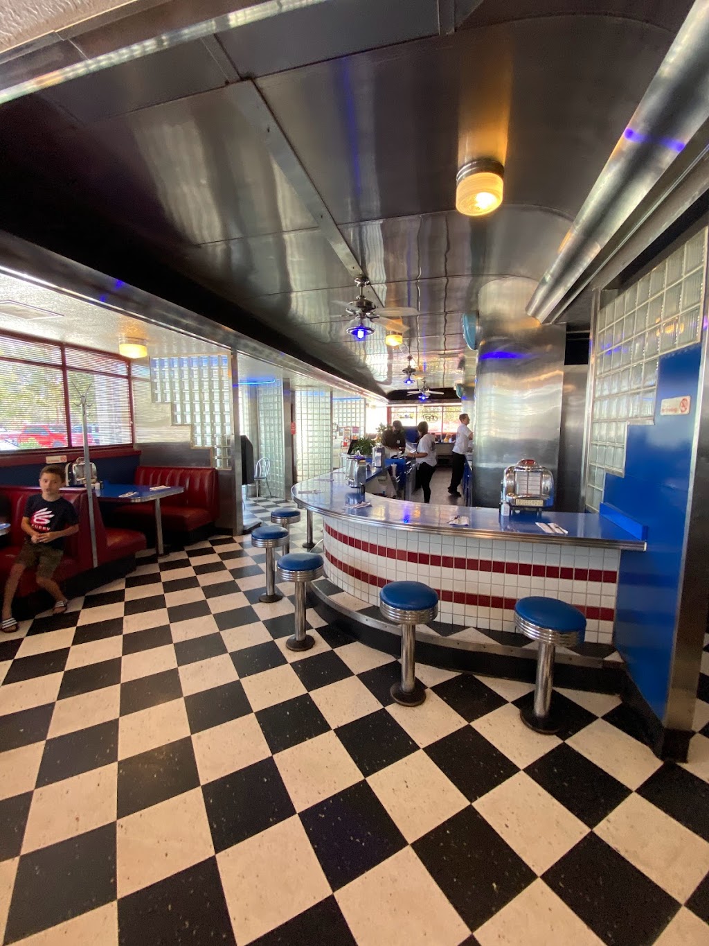 Berts Diner | 8972 Grant Line Rd, Elk Grove, CA 95624, USA | Phone: (916) 686-6622