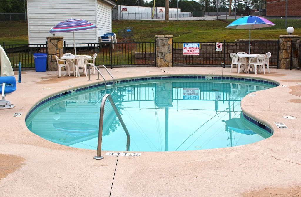 Americas Best Value Inn Conyers | 1297 Dogwood Dr SW, Conyers, GA 30012, USA | Phone: (770) 483-1332