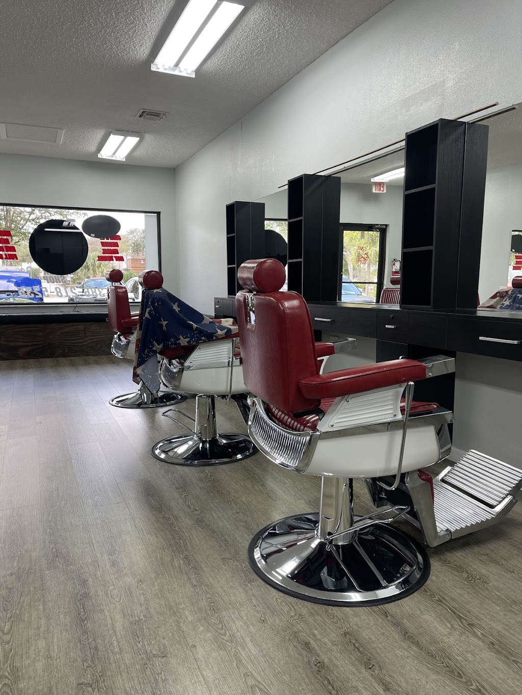 Top Of The Line Barber Shop | 2742 Elkcam Blvd Suite 3, Deltona, FL 32738, USA | Phone: (386) 218-5235