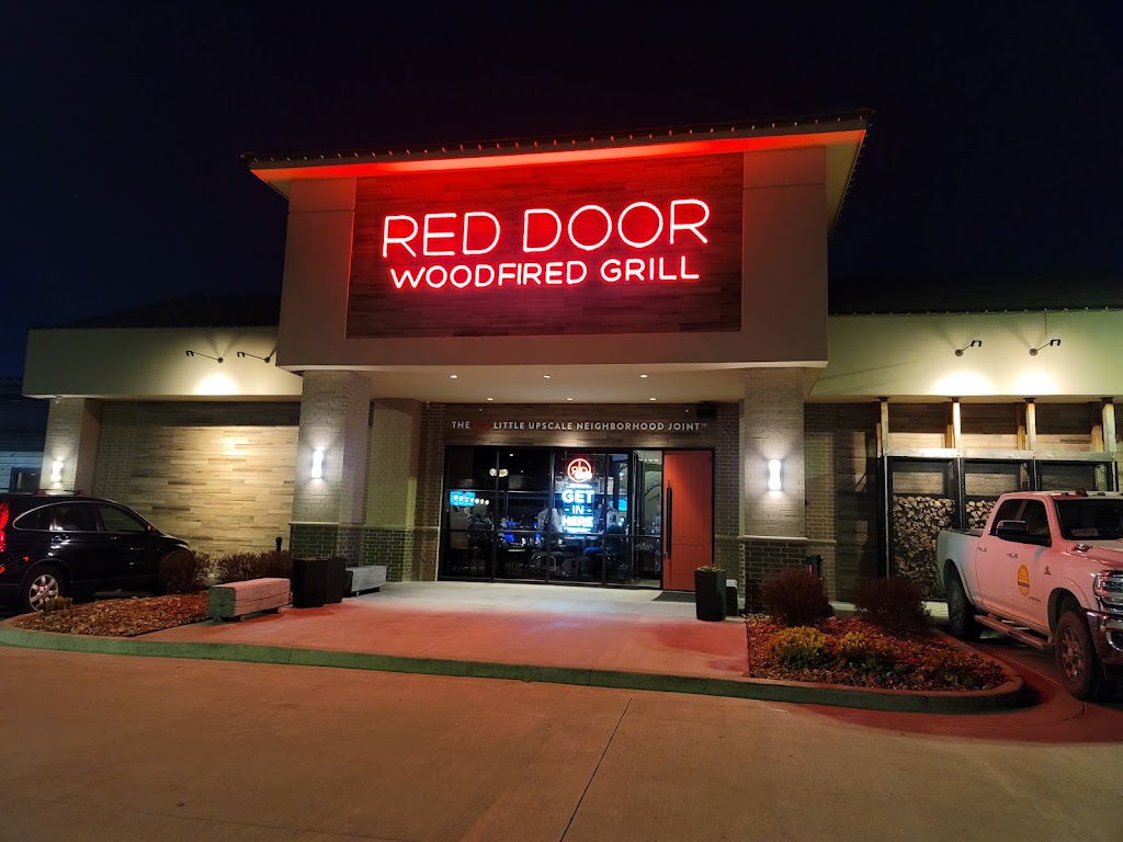 Red Door Woodfired Grill | 9703 N Ash Ave, Kansas City, MO 64157, USA | Phone: (816) 946-8000