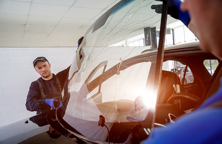 Revamped Auto Glass | 2010 E University Dr Suite 5, Tempe, AZ 85281, USA | Phone: (480) 620-6051