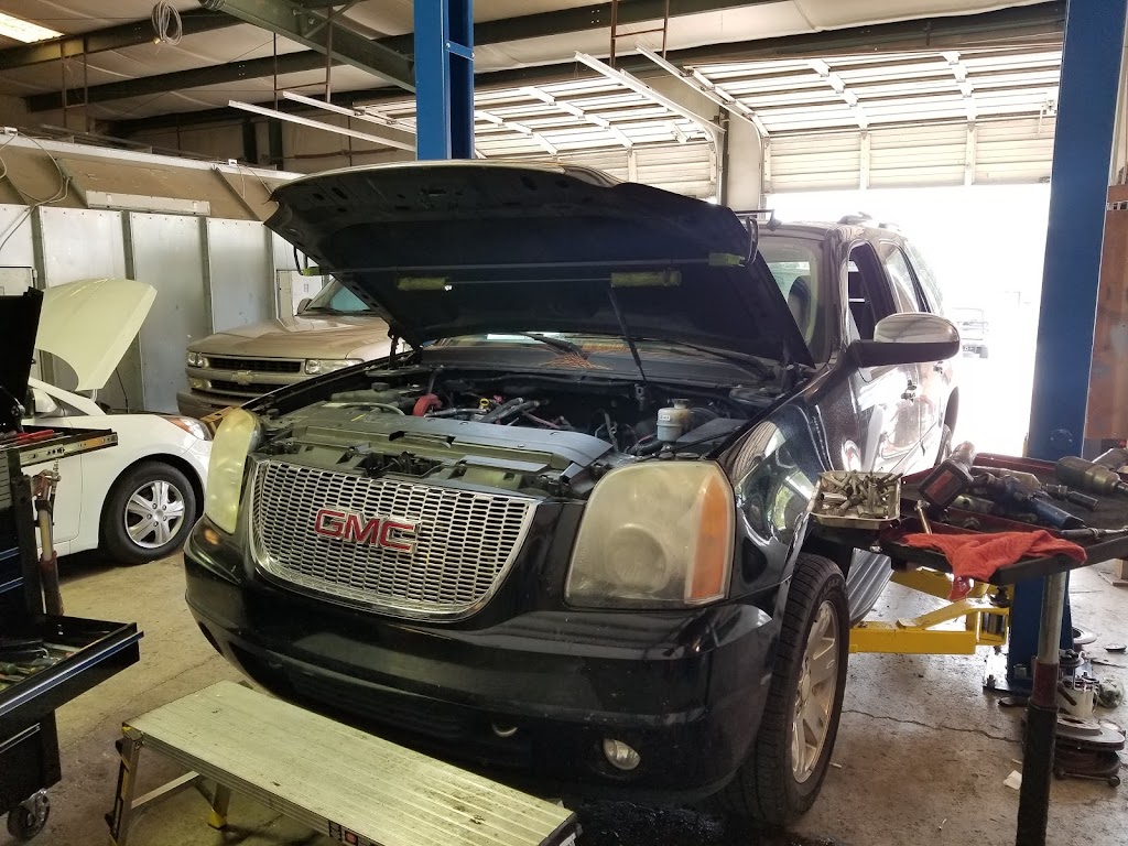 in n out auto services | 2700 19th St N, Bessemer, AL 35023, USA | Phone: (205) 277-9948