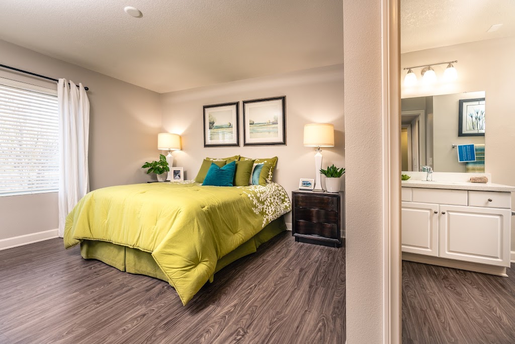 The Cascades Apartments | 8604 E Whitewater Dr, Anaheim Hills, CA 92808, USA | Phone: (714) 921-0955