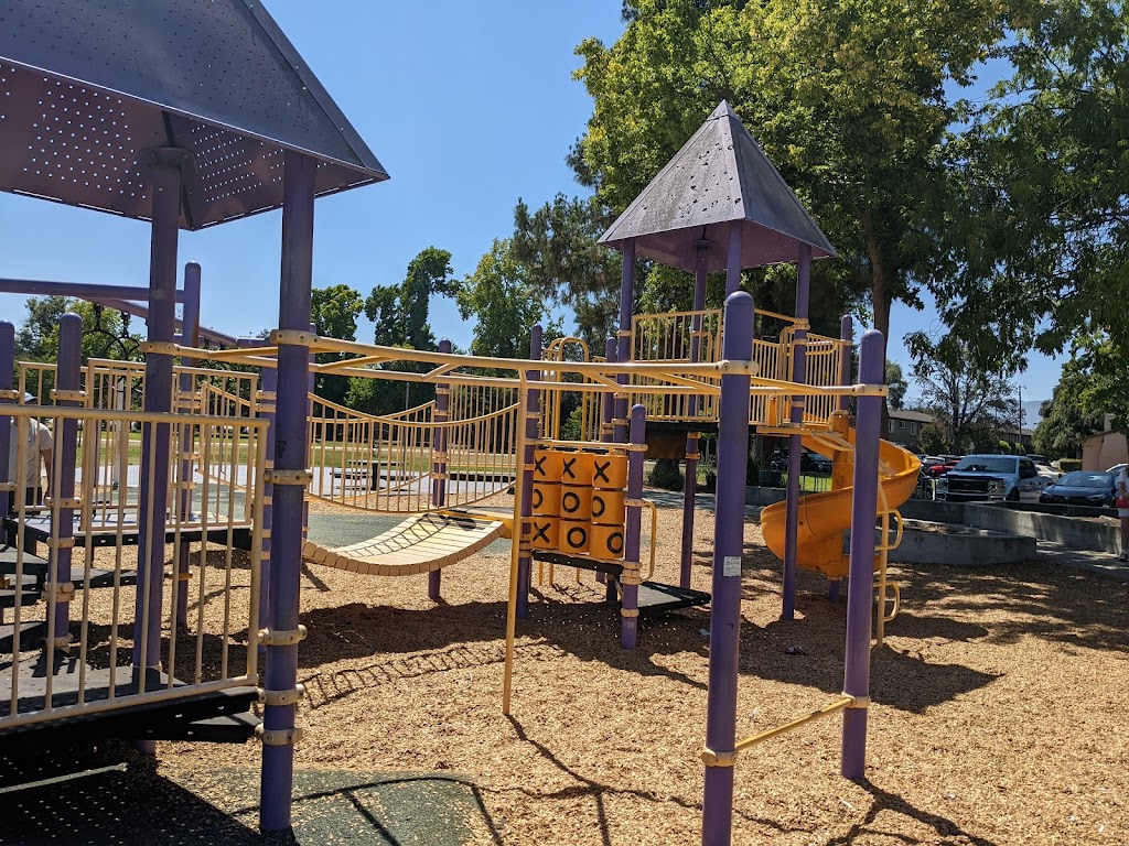 Starbird Park | Boynton Ave & Williams road, San Jose, CA 95117, USA | Phone: (408) 535-3570