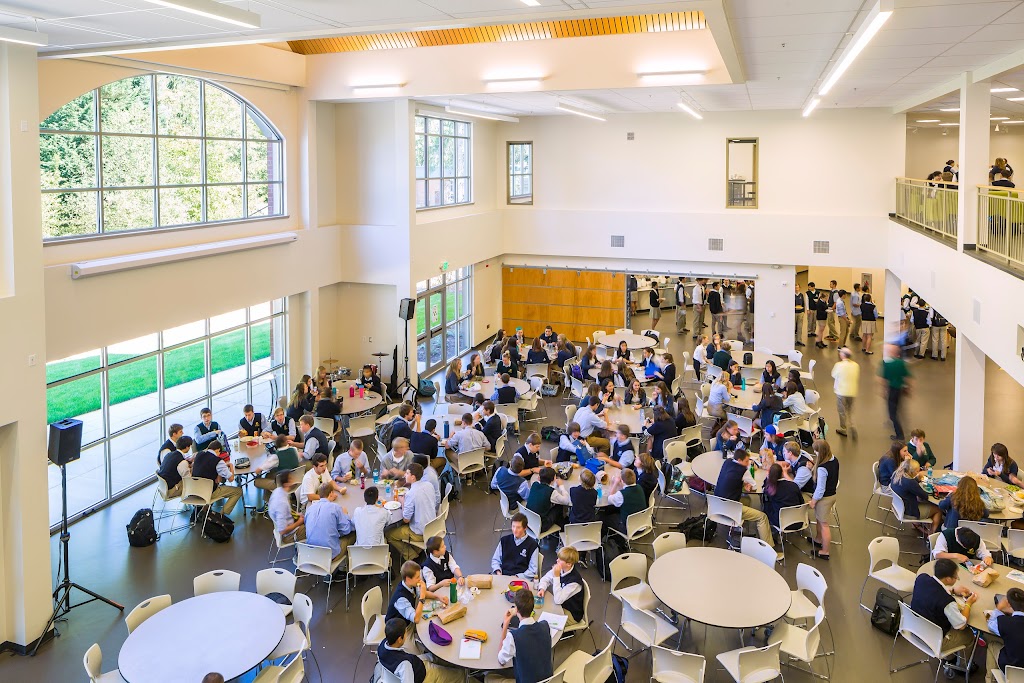 The Bear Creek School Upper School | 8525 208th Ave NE, Redmond, WA 98053, USA | Phone: (425) 898-1720