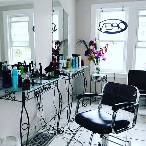 A Touch Of Class Designers Of Hair | 3561 Seminole St, Windsor, ON N8Y 1Y3, Canada | Phone: (519) 945-3507