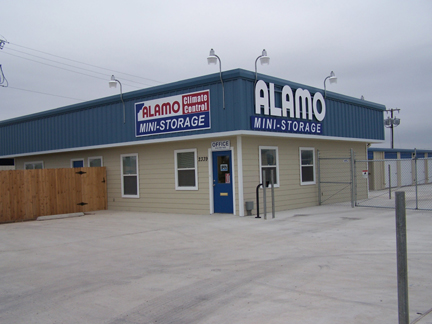 Alamo Mini-Storage - Hutto | 2339 Innovation Blvd, Hutto, TX 78634, USA | Phone: (512) 759-1455