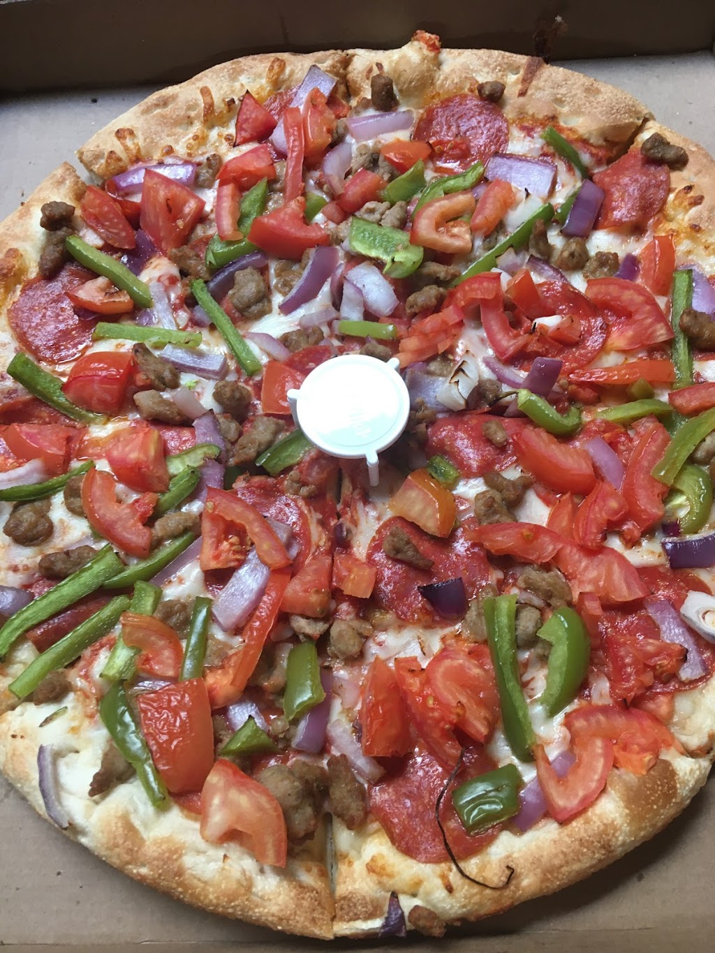 Snappy Tomato Pizza | 401 W Eads Pkwy, Lawrenceburg, IN 47025, USA | Phone: (812) 260-1260
