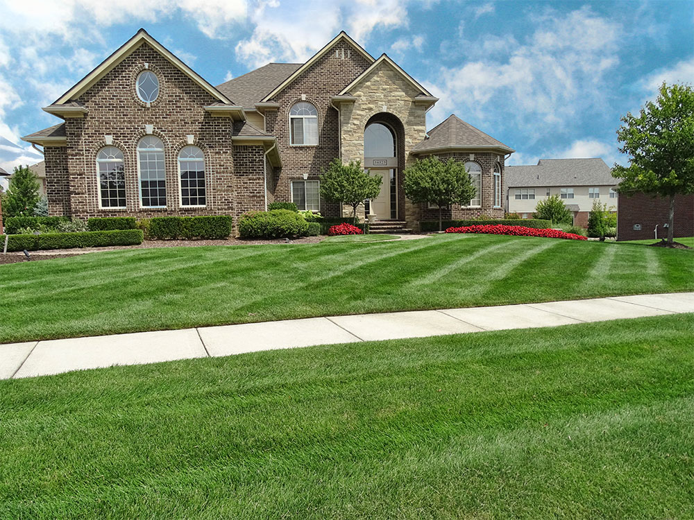 Dynamic Lawn and Landscape | 6450 Sims Dr, Sterling Heights, MI 48313, USA | Phone: (586) 731-1108