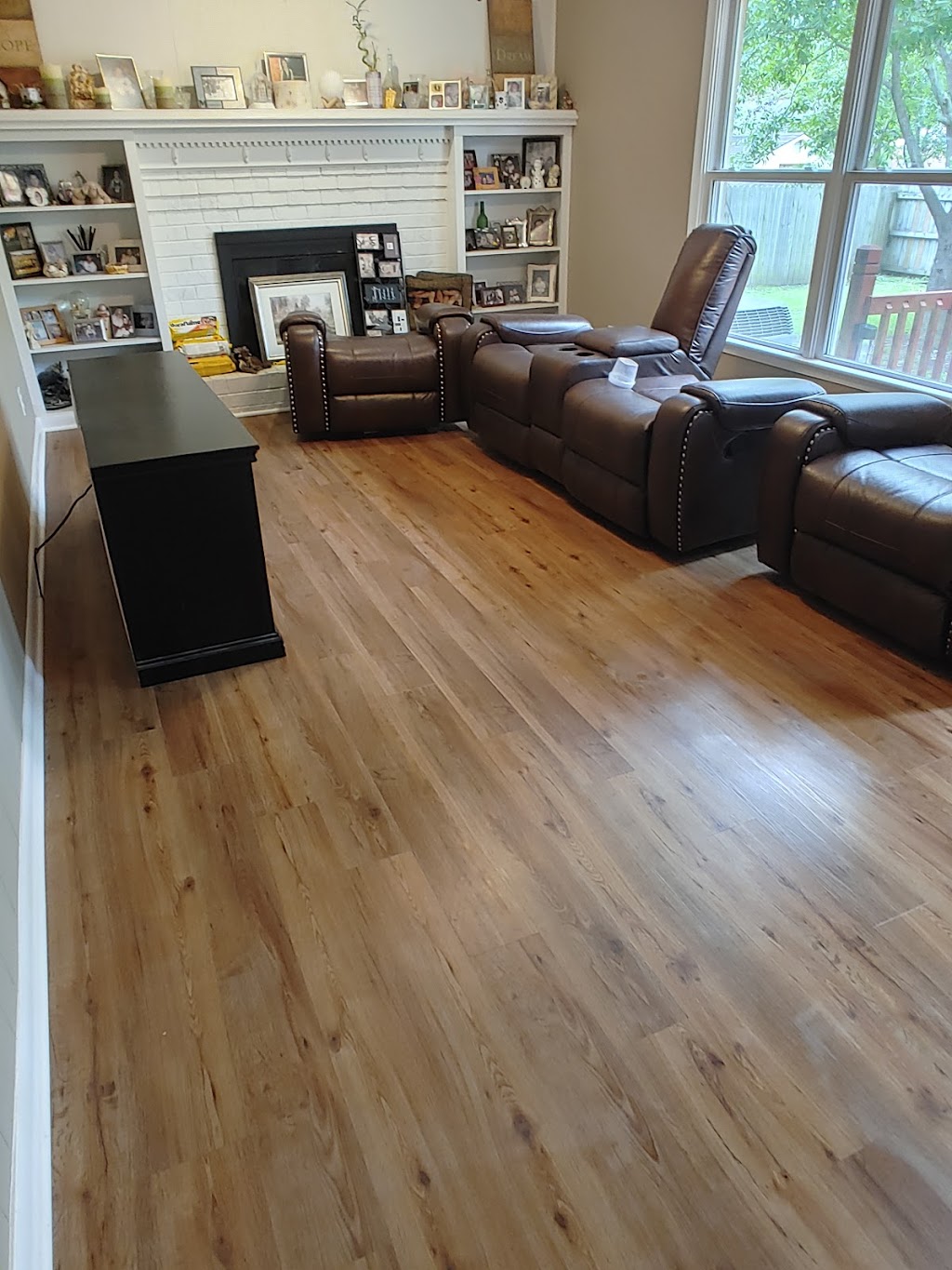 Daves Flooring | Manor Village Shopping Center, 6211 Portsmouth Blvd, Portsmouth, VA 23701, USA | Phone: (757) 465-2100