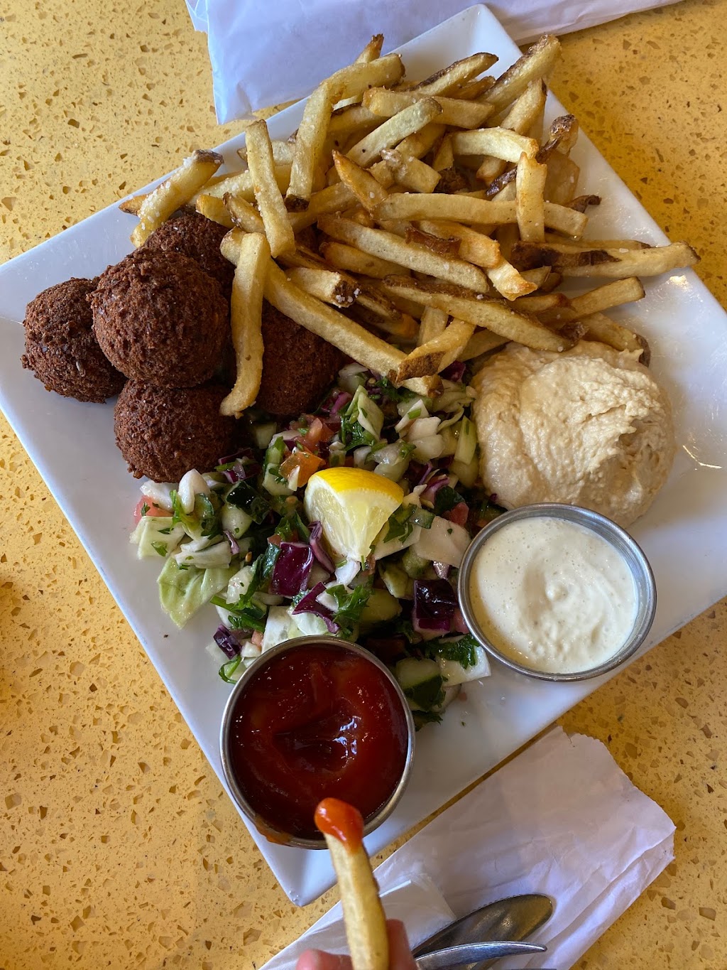 Tabouli Grill | 59 High Ridge Rd, Stamford, CT 06905, USA | Phone: (203) 504-8888