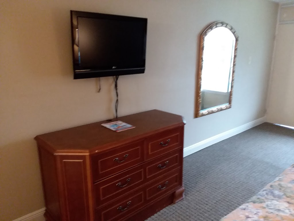 The Audubon Inn | 722 S Lobdell Hwy, Port Allen, LA 70767, USA | Phone: (225) 383-7188