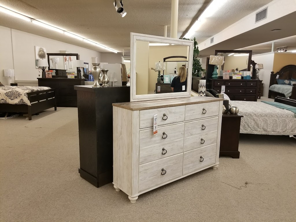 Pruitts Furniture | 3425 E Thomas Rd, Phoenix, AZ 85018, USA | Phone: (602) 956-1991