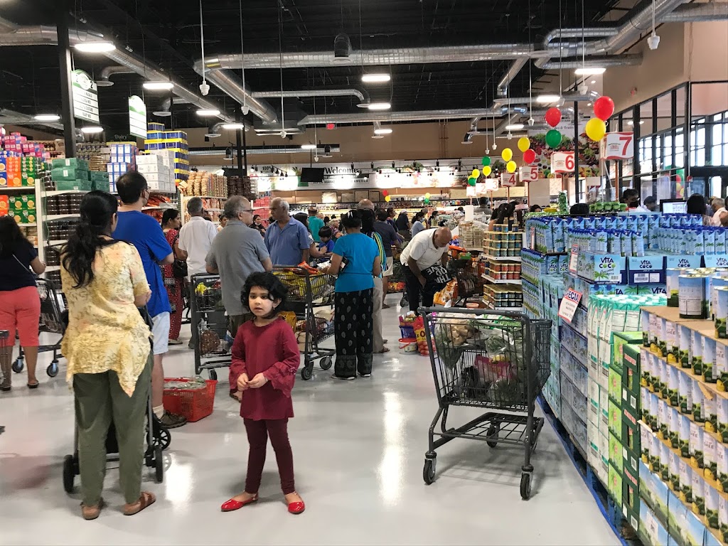 Apna Bazar Farmers Market 3151 NJ27, Franklin Park, NJ 08823