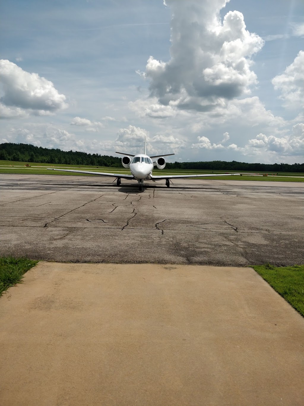 Lagrange Callaway Airport (LGC) | LaGrange, GA 30240, USA | Phone: (706) 884-2121