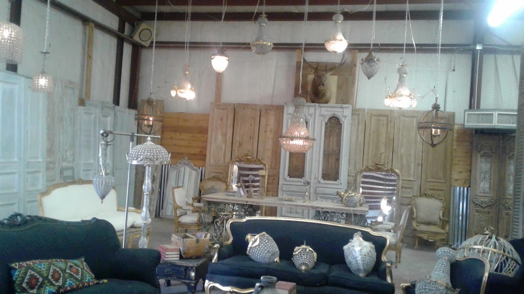 Antiques & Vintage Texas | 10470 W US Hwy 80, Forney, TX 75126, USA | Phone: (469) 441-7563