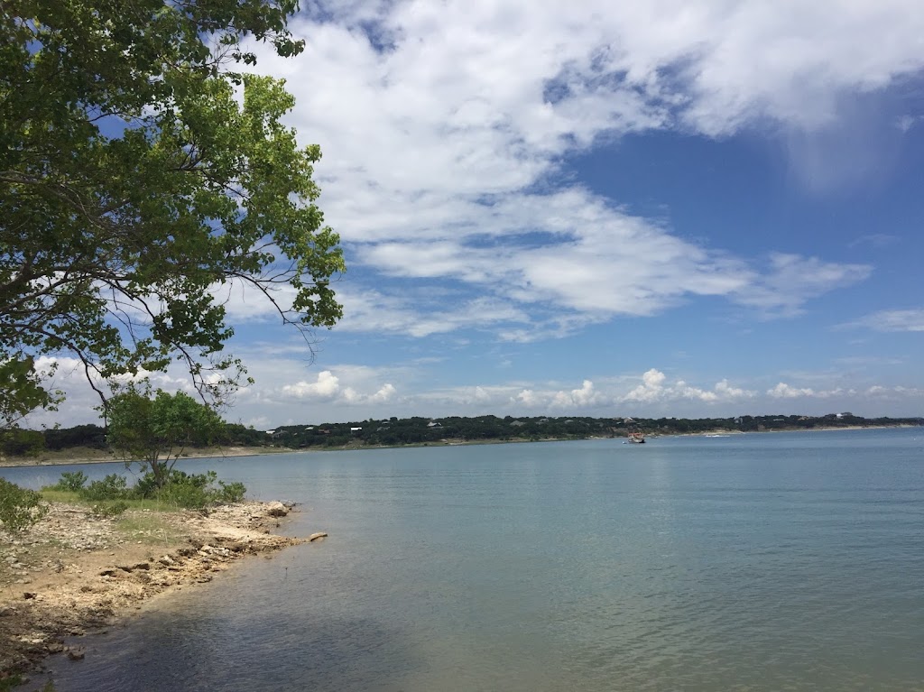 Vacation Canyon Lake Home Rentals | 913 Hillcrest Forest, Canyon Lake, TX 78133, USA | Phone: (210) 313-1010