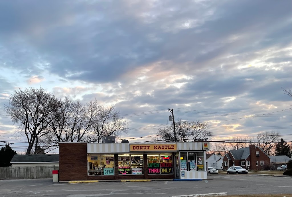 Donut Kastle | 24555 Eureka Rd, Taylor, MI 48180, USA | Phone: (734) 946-8436