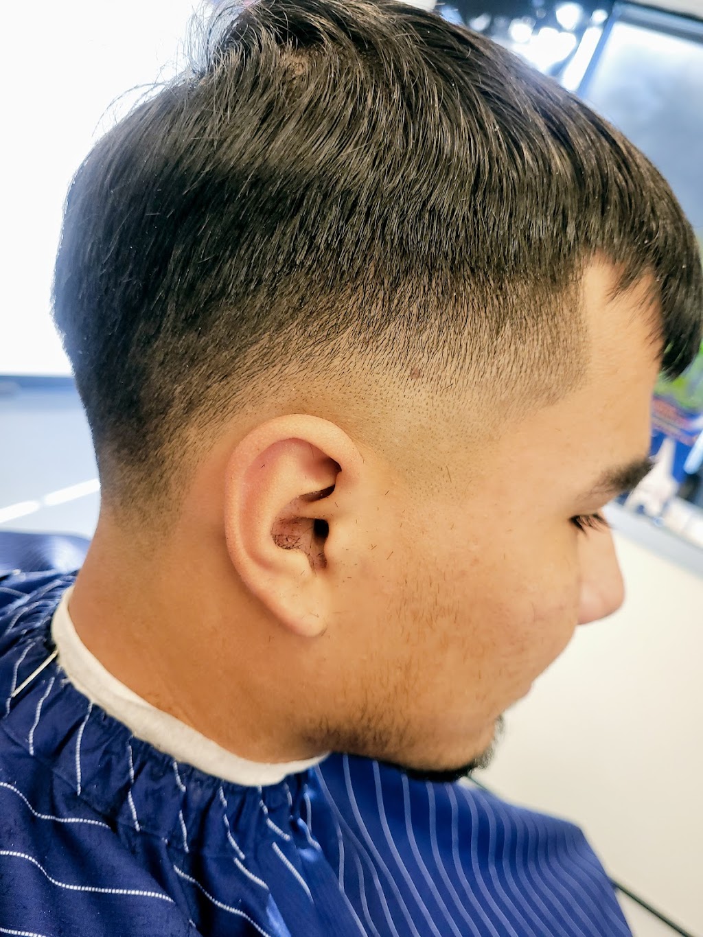 Mandos Barber shop | 1110 N Azusa Ave, Covina, CA 91722, USA | Phone: (626) 541-0016