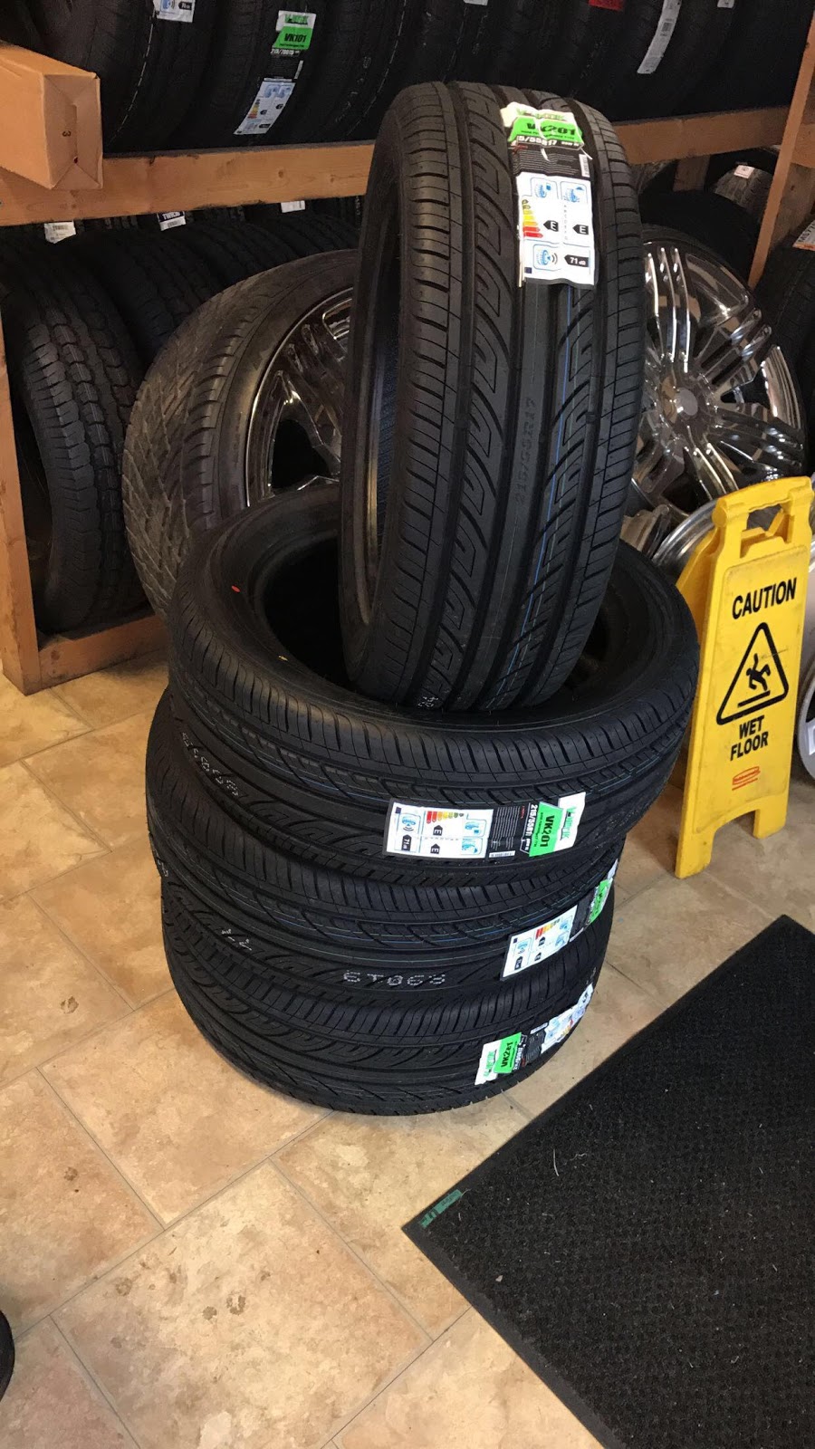 C & C AUTO & TIRE CONNECTION LLC | 7050 Broad St US 41, Brooksville, FL 34601, USA | Phone: (352) 593-5922