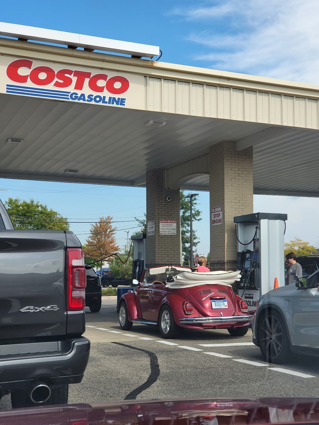 Costco Gas Station | 2343 S Telegraph Rd, Bloomfield Twp, MI 48302, USA | Phone: (248) 836-1603