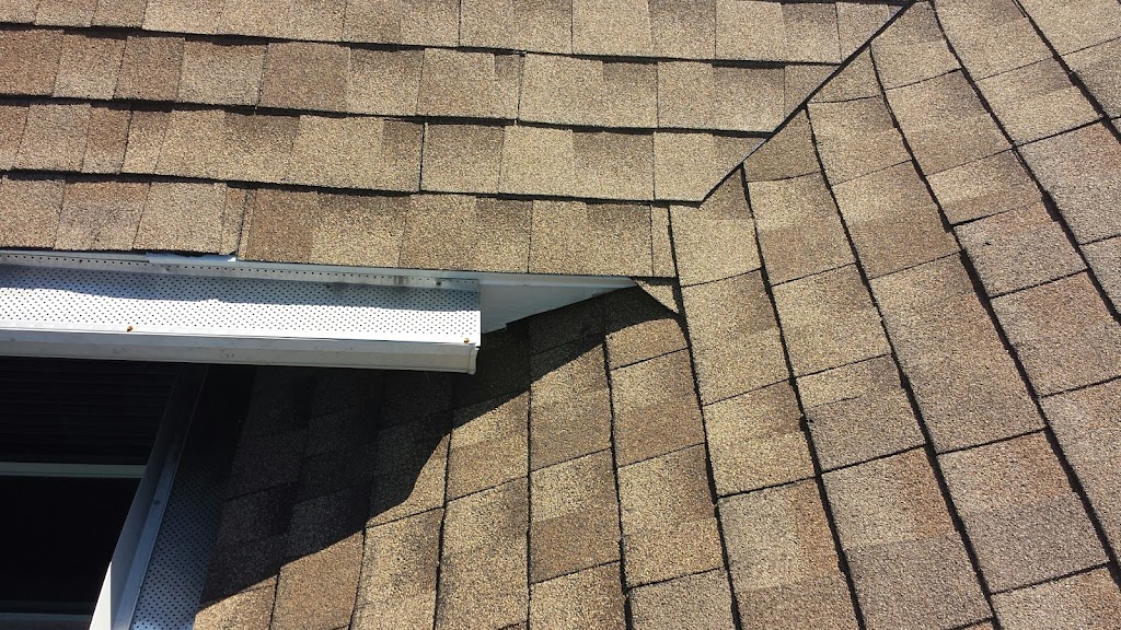 Bisson Roofing Inc | 1902 154th St E, Bradenton, FL 34212, USA | Phone: (941) 748-7400