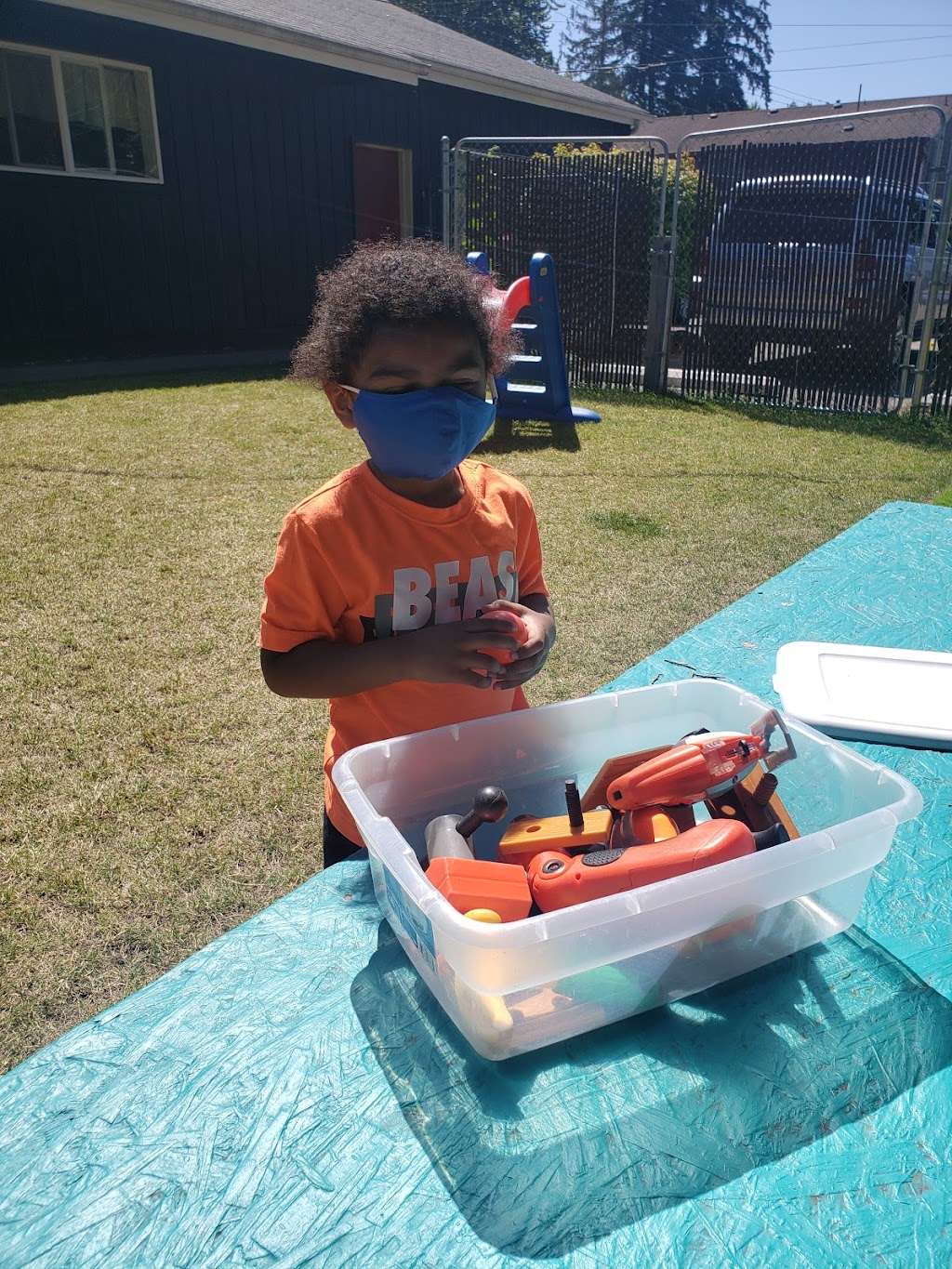 A World Discovery Montessori School | 10814 7th Ave SE, Everett, WA 98208, USA | Phone: (425) 355-3180